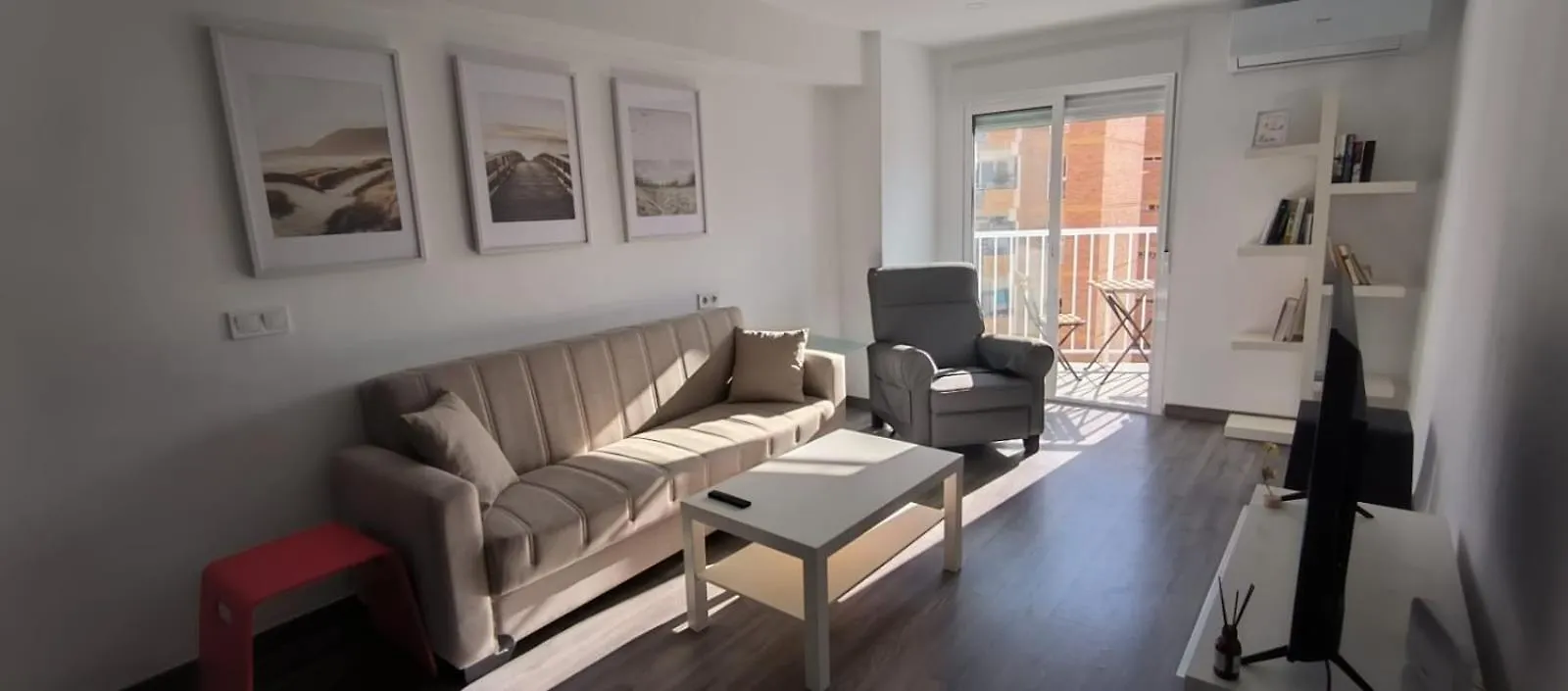 Modern Apartment בנאלמדנה